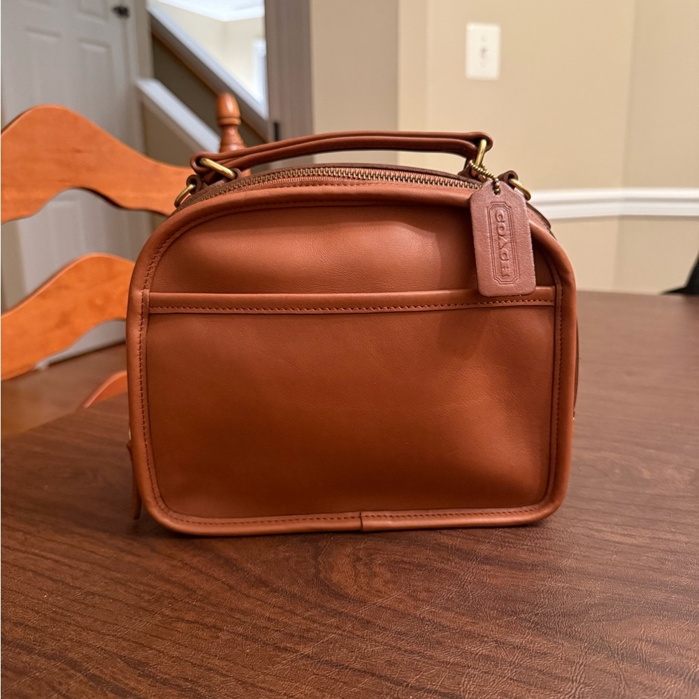 💙 SOLD - Vintage Coach Lunch Box #9991 - British Tan (Like New)